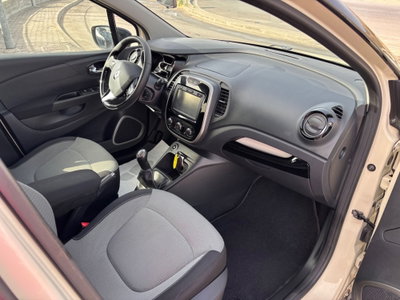 Renault Captur dCi 8V 90 CV Start&Stop Energy Iconic (12)