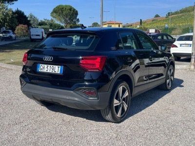 Audi Q2 Q2 30 TFSI Identity Black (8)