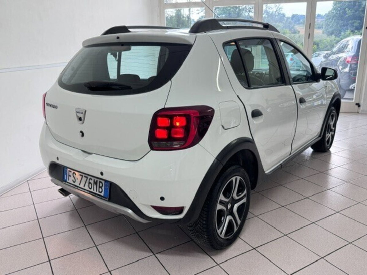 Dacia Sandero Stepway 0.9 TCe 12V TurboGPL 90CV Start&Stop (6)