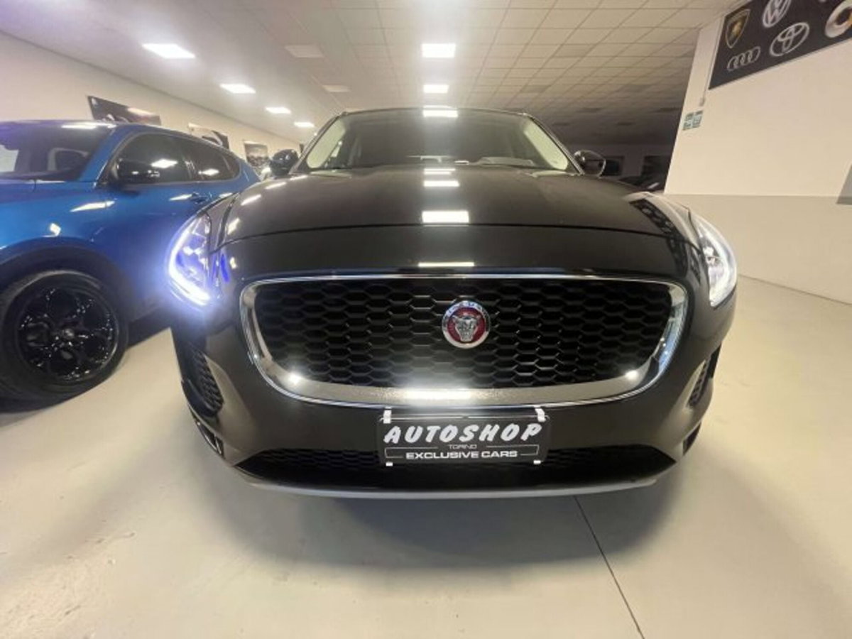 Jaguar E-Pace 2.0 AWD aut. (2)