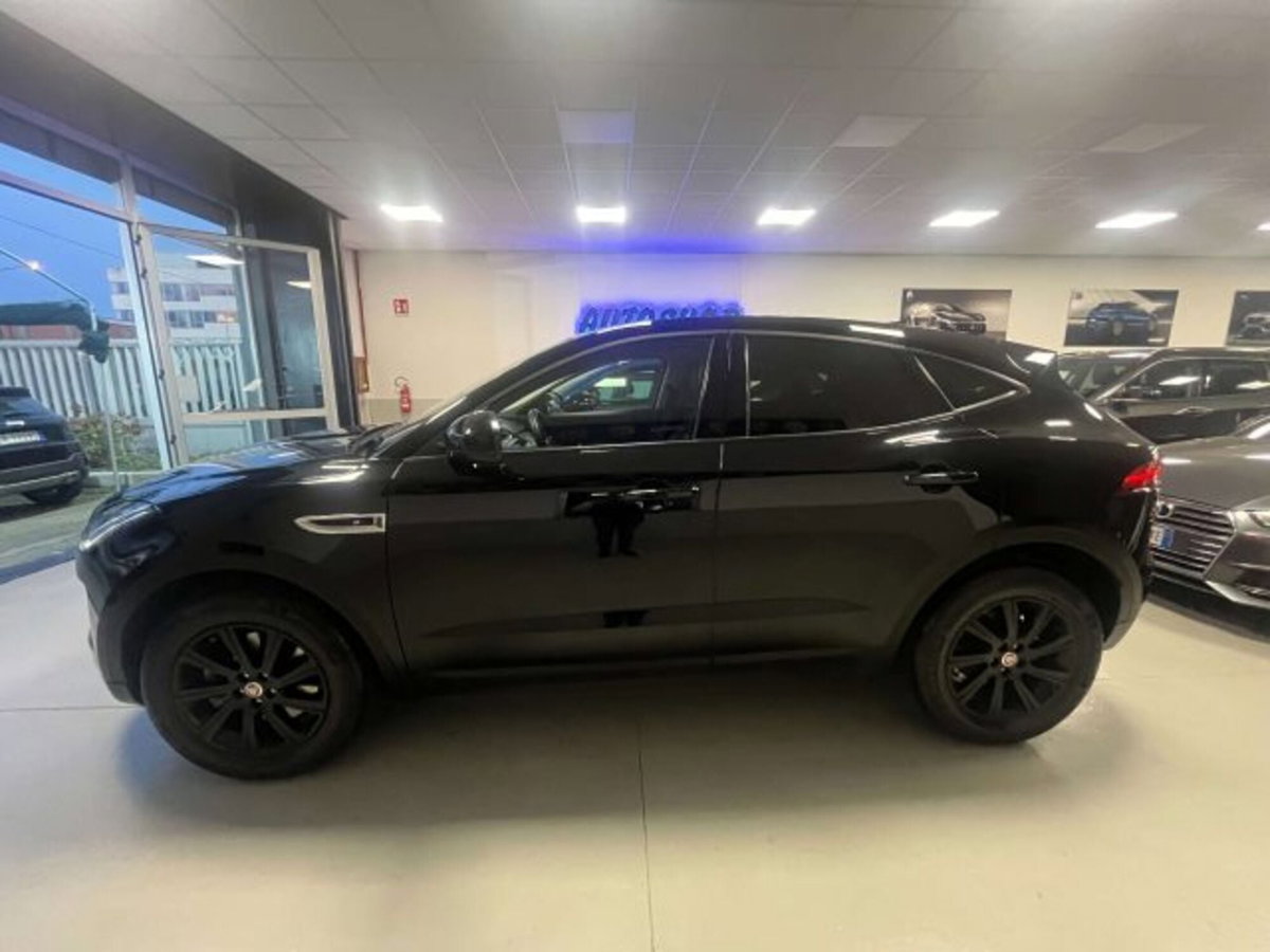 Jaguar E-Pace 2.0 AWD aut. (4)
