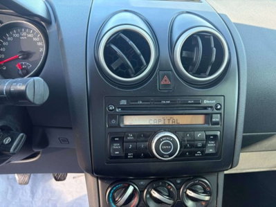 Nissan Qashqai 1.6 16V Visia (9)