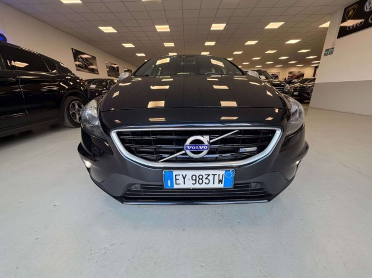 Volvo V40 D2 1.6 R-design Kinetic (5)