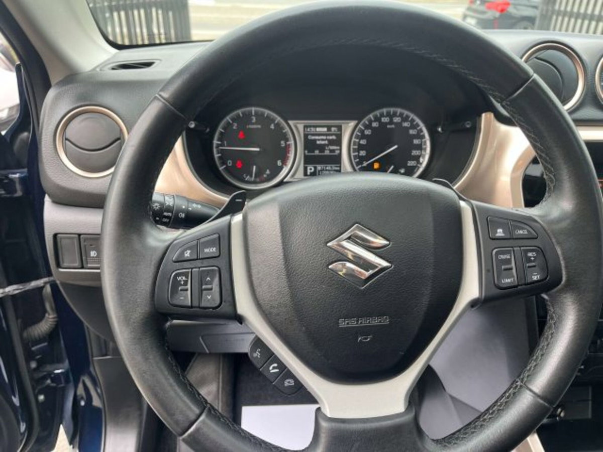 Suzuki Vitara 1.6 DDiS V-Top (11)