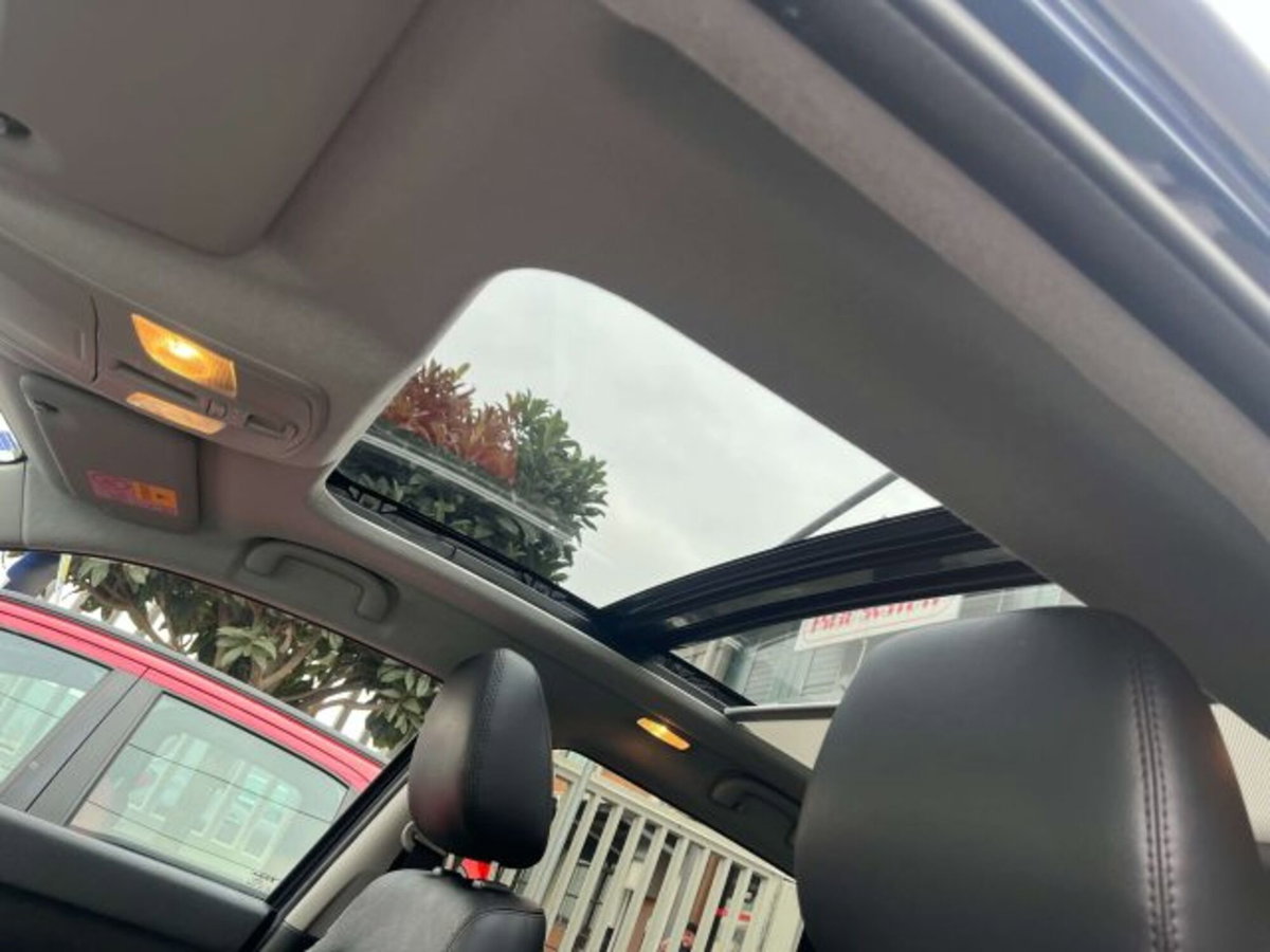Suzuki Vitara 1.6 DDiS V-Top (12)