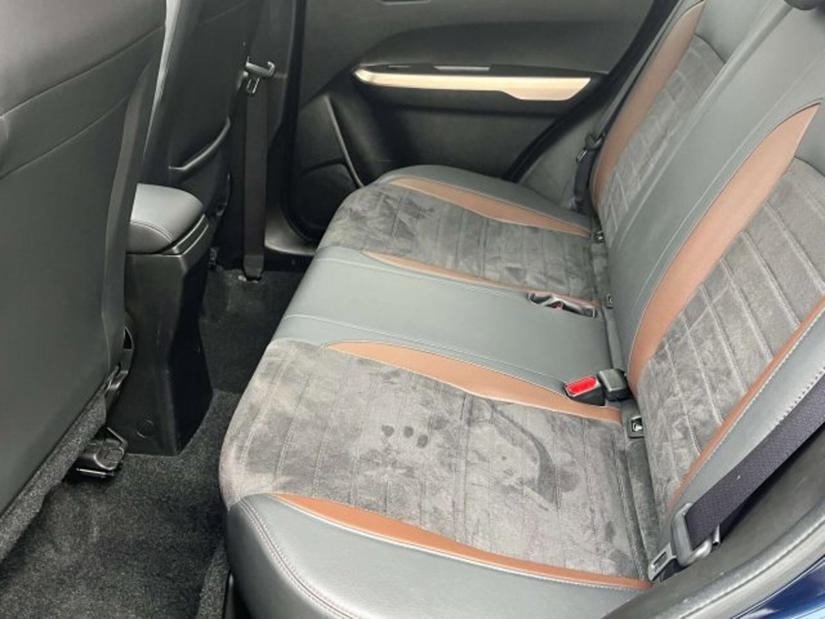 Suzuki Vitara 1.6 DDiS V-Top (8)