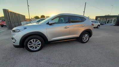 Hyundai Tucson 1.7 CRDi XPossible (5)