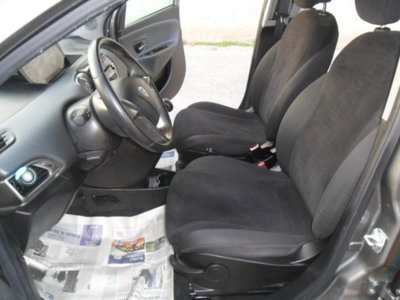 Lancia Ypsilon 1.3 MJT 16V 95 CV 5 porte S&S Platinum (11)