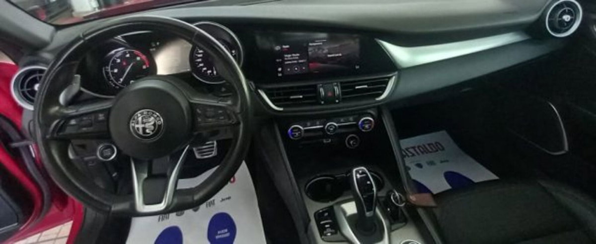 Alfa Romeo Giulia 2.2 Turbodiesel 190 CV AT8 Sprint (11)