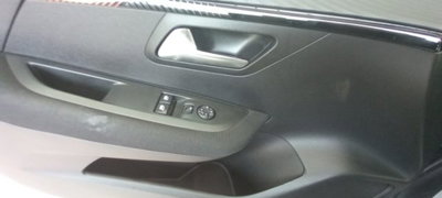 Peugeot 208 1.2 puretech Active s&s 100cv (16)