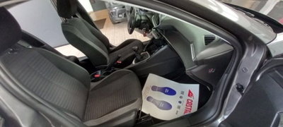 Peugeot 208 1.2 puretech Active s&s 100cv (7)