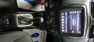 Jeep Renegade 1.3 T4 190CV PHEV 4xe AT6 Limited (16)