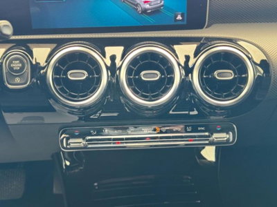 Mercedes-Benz Classe A Sedan 180 d Automatic 4p. Sport (20)