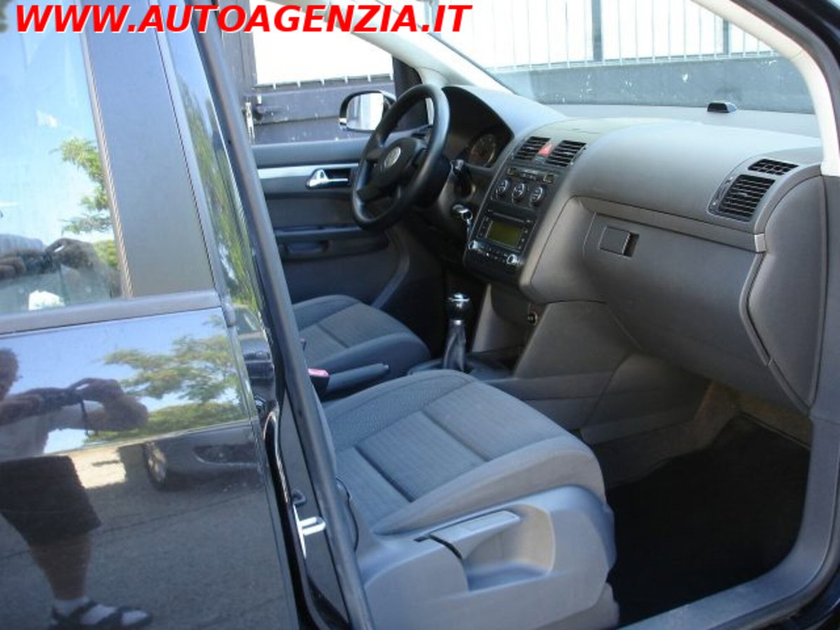 Volkswagen Touran 1.9 TDI 105CV DPF (14)