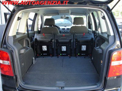 Volkswagen Touran 1.9 TDI 105CV DPF (15)