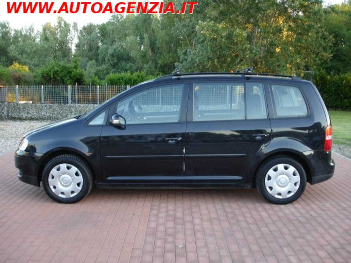 Volkswagen Touran 1.9 TDI 105CV DPF (4)