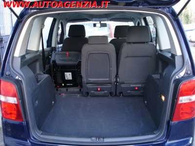 Volkswagen Touran 16V TDI Trendline (15)