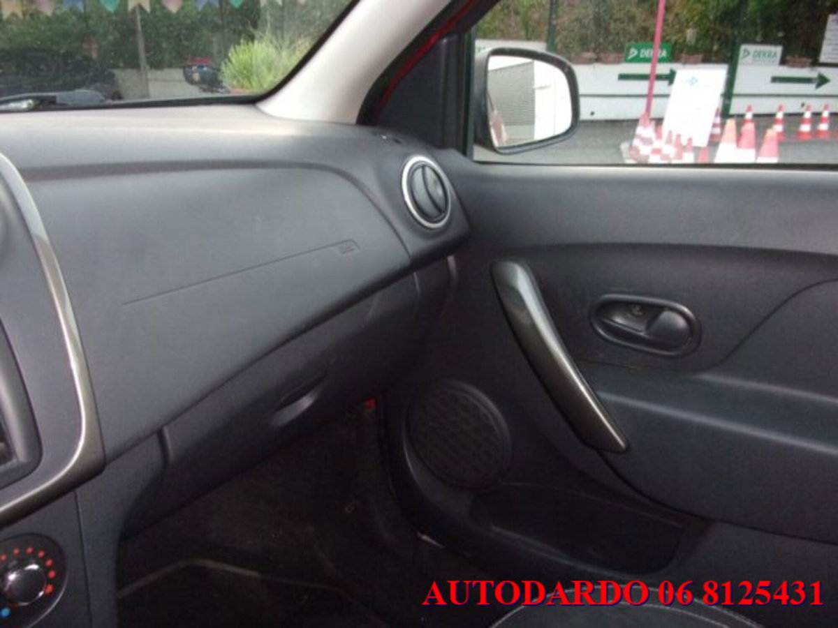 Dacia Sandero 1.2 GPL 75CV Ambiance (6)