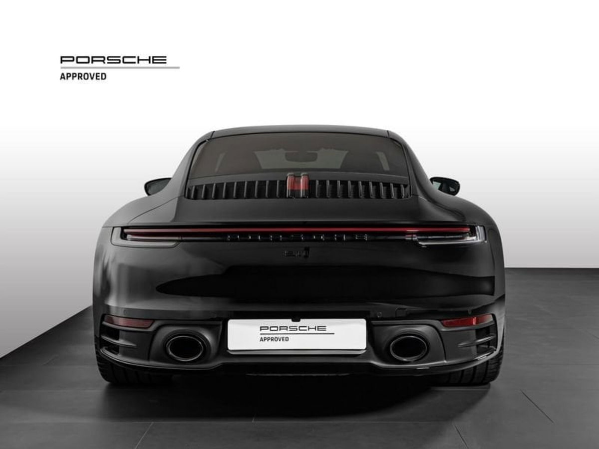 Porsche 911 Coupé Carrera 4S (2)