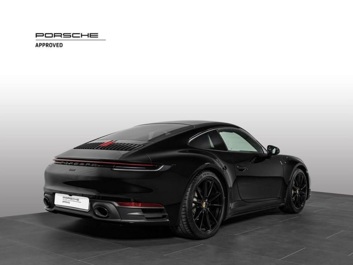 Porsche 911 Coupé Carrera 4S (3)