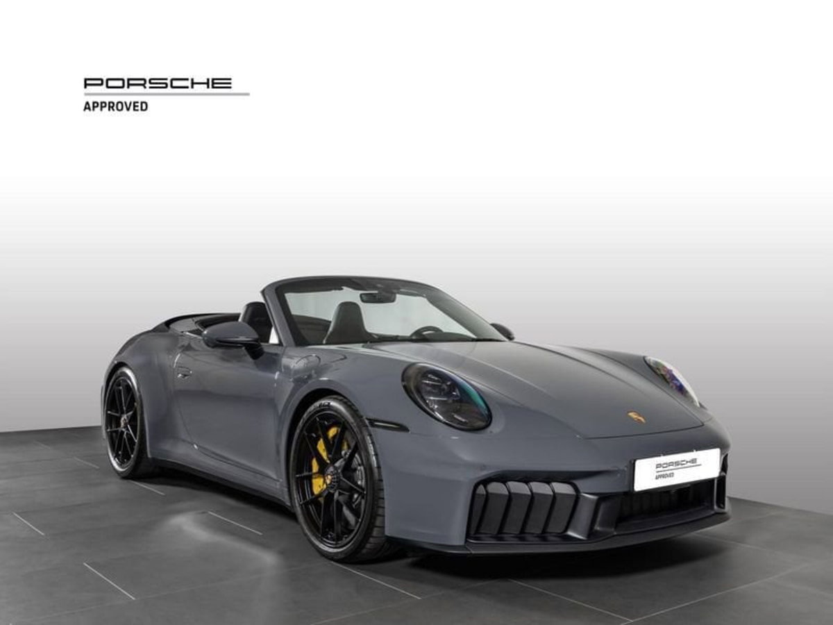 Porsche 911 Cabrio 3.6 Carrera 4 GTS auto (9)