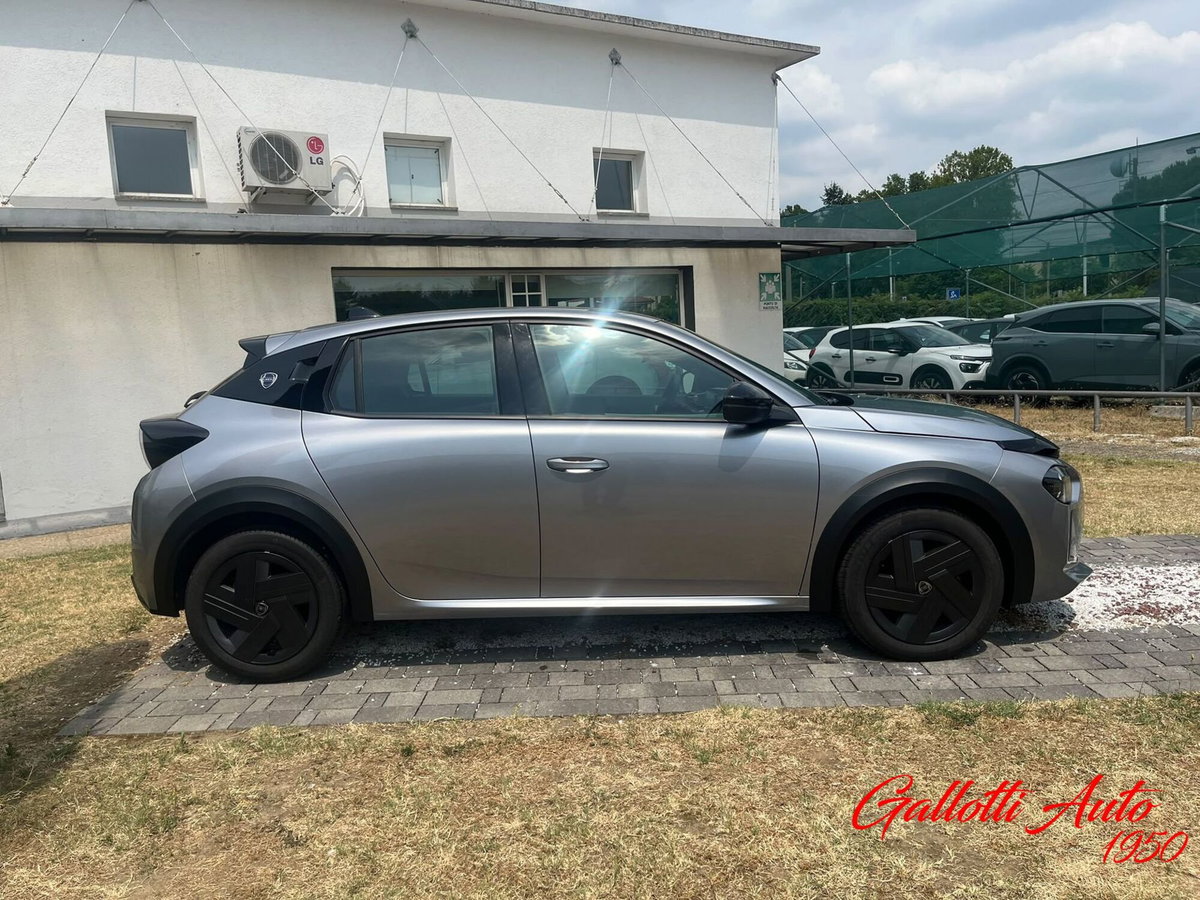 Lancia Ypsilon 1.2 mhev 110cv e-dct (5)