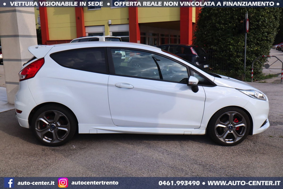 Ford Fiesta 1.6 182CV 3 porte ST (5)