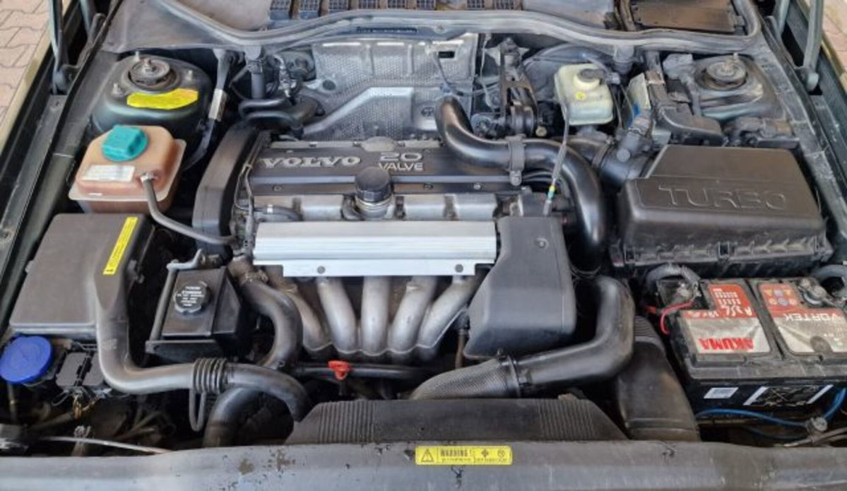 Volvo 850 2.0i turbo 20V cat Station Wagon T-5 (13)