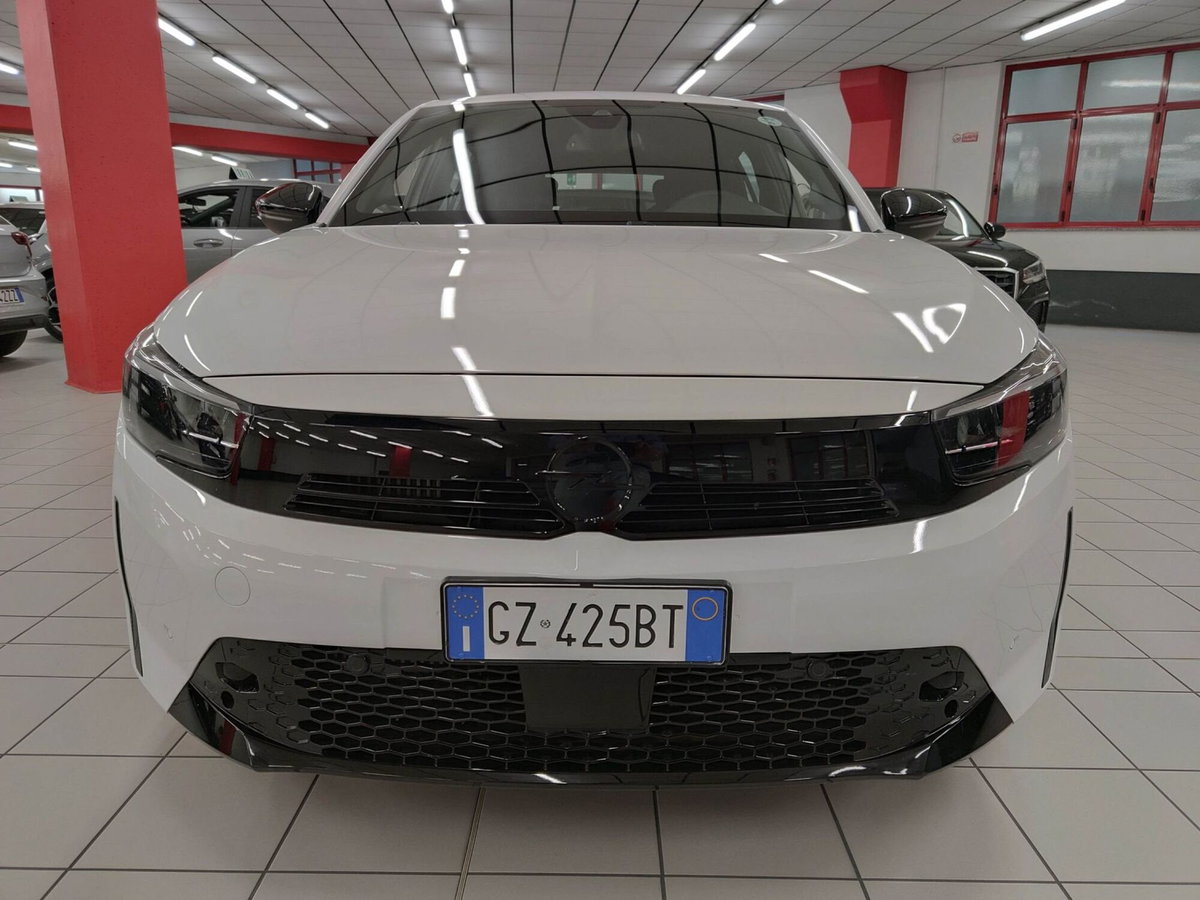 Opel Corsa 1.2 100 CV GS Line + (2)