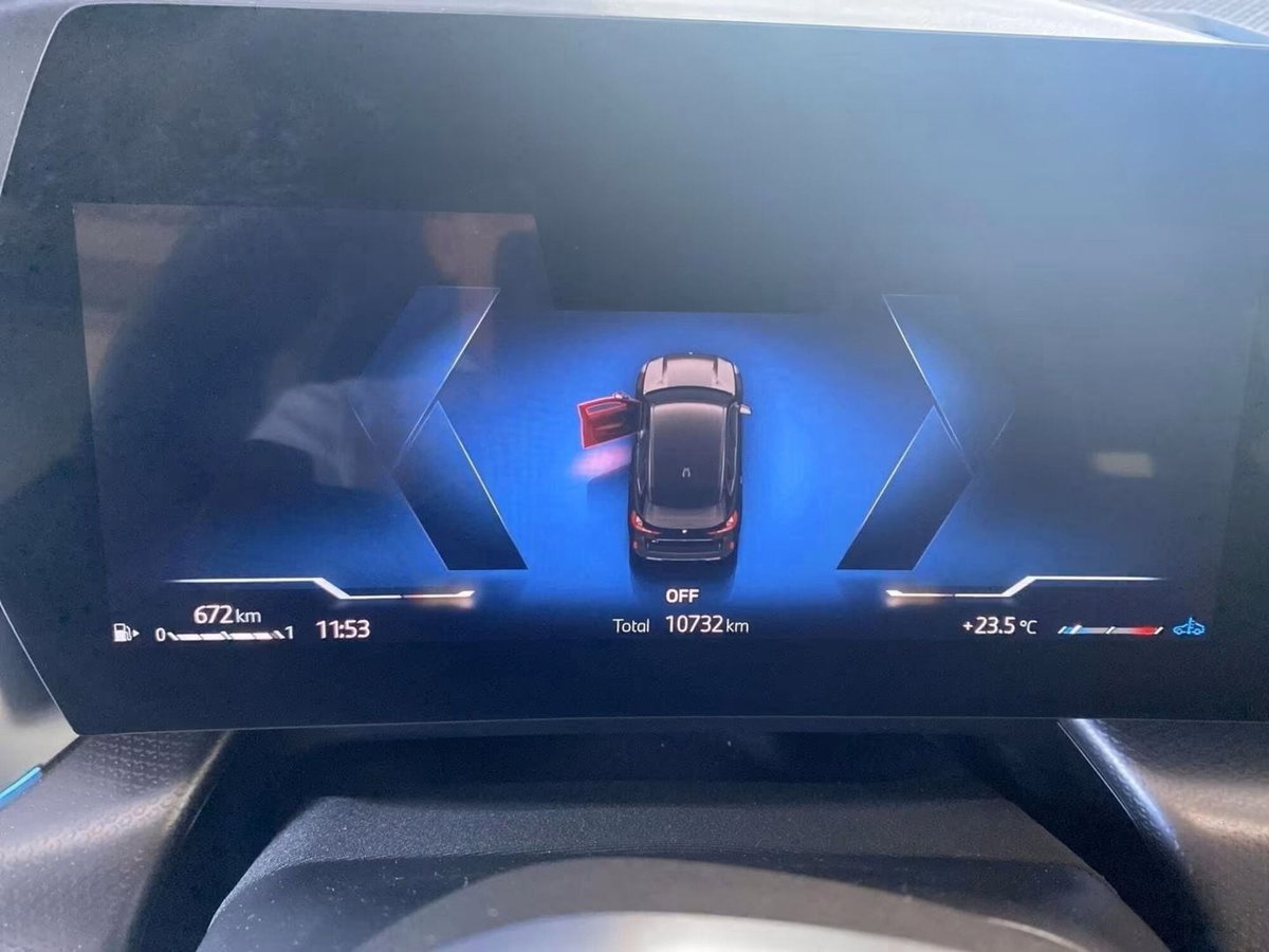 BMW X1 sDrive 18i Msport (7)