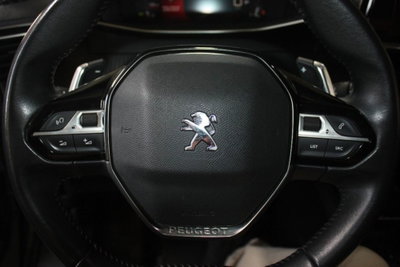 Peugeot 2008 PureTech 130 S&S EAT8 Allure Pack (13)