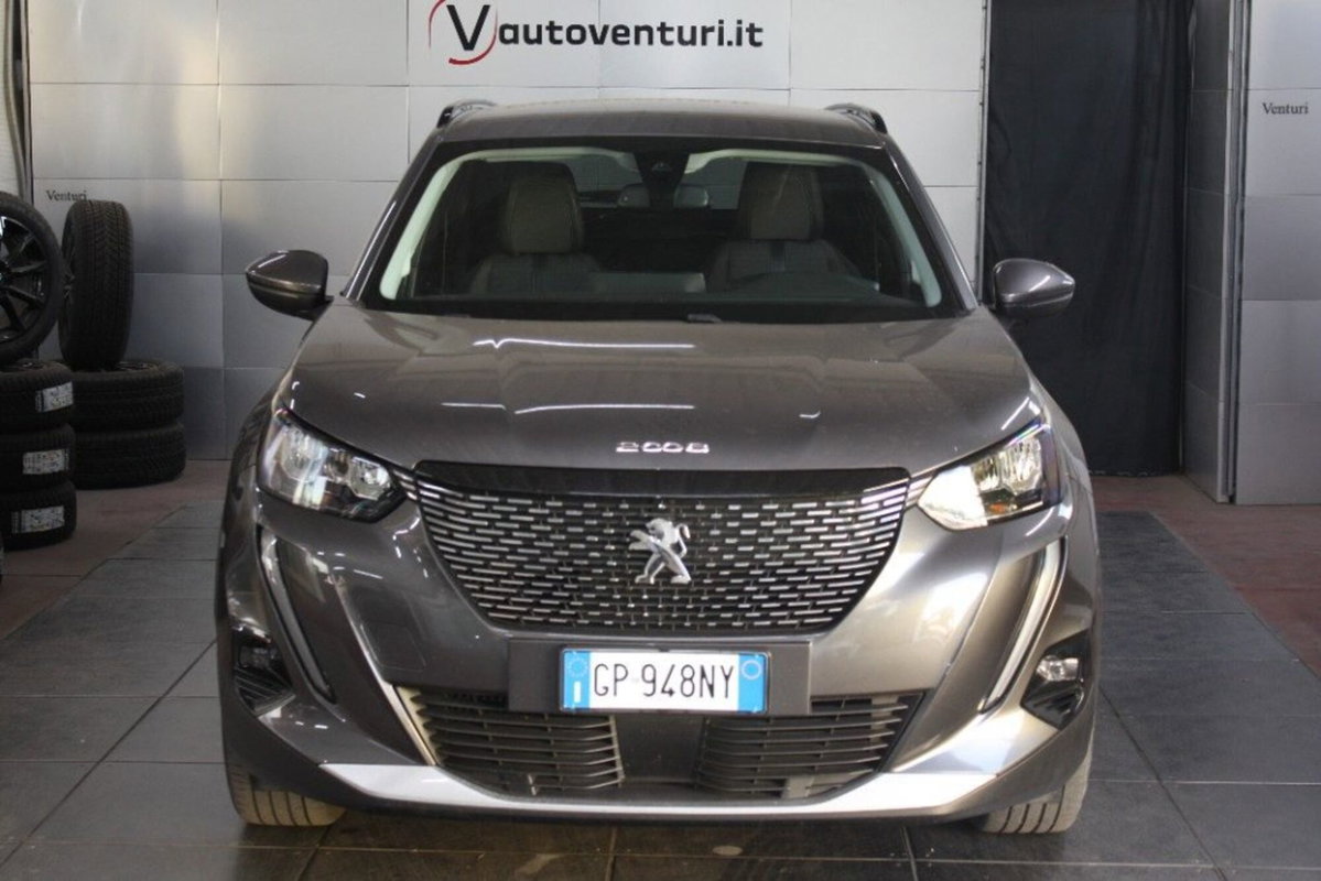 Peugeot 2008 PureTech 130 S&S EAT8 Allure Pack (2)