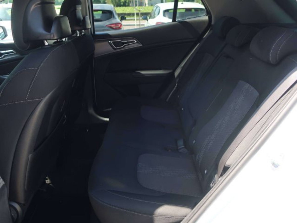 Kia Sportage 1.6 crdi mhev Style dct (7)