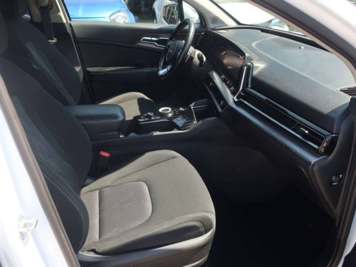 Kia Sportage 1.6 crdi mhev Style dct (8)