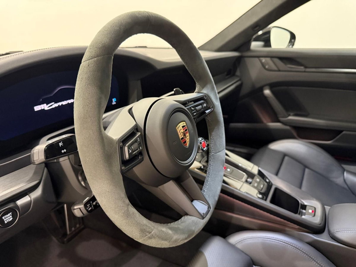 Porsche 911 Coupé 3.6 Carrera 4 GTS auto (16)