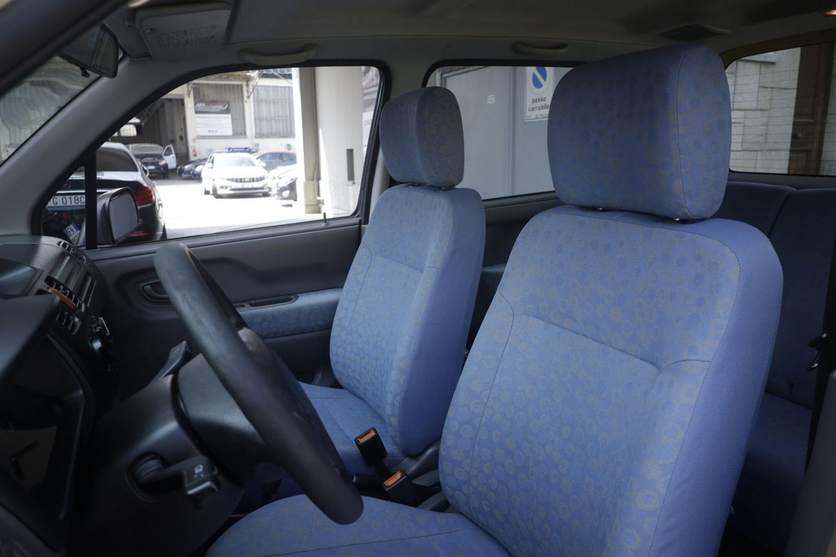 Suzuki Wagon R+ 16V cat 4x4 GL (16)