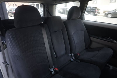 Mitsubishi Grandis DI-D 7 posti Intense (13)