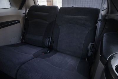 Mitsubishi Grandis DI-D 7 posti Intense (4)