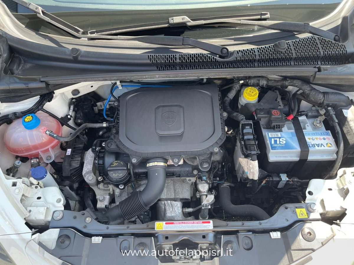 Lancia Ypsilon 1.0 FireFly 5 porte S&S Hybrid Ecochic Gold (17)