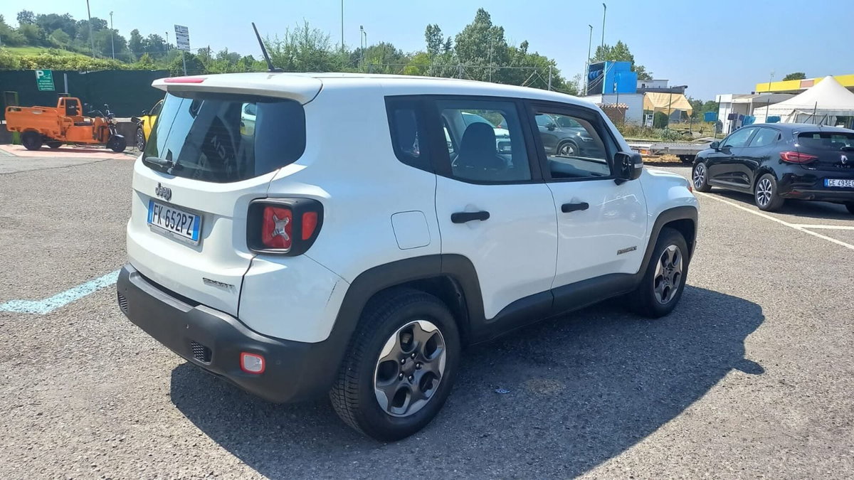 Jeep Renegade 1.6 Mjt Sport (3)
