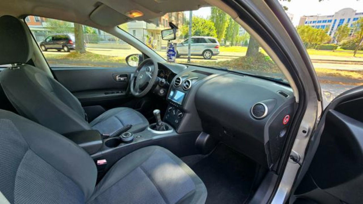 Nissan Qashqai 1.6 16V Tekna (15)