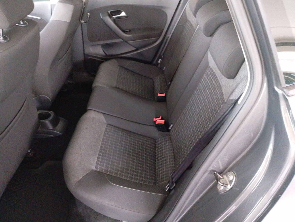 Volkswagen Polo 1.4 TDI 5p. Comfortline (17)