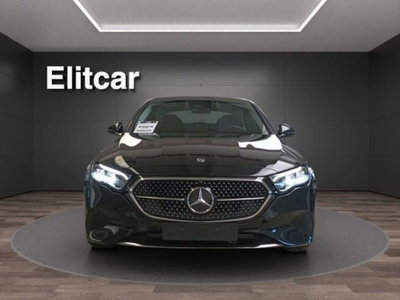 Mercedes-Benz Classe E 200 Auto Mild hybrid Premium (2)