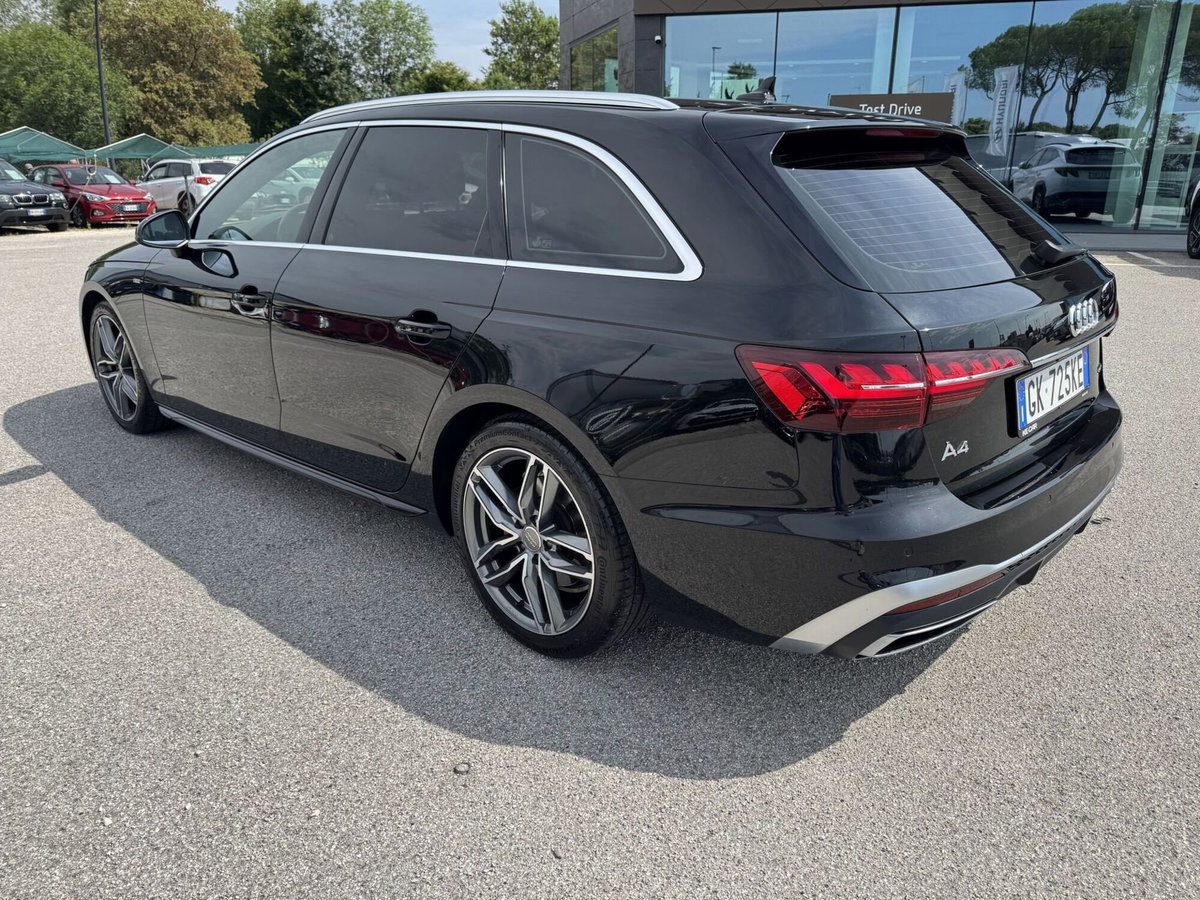 Audi A4 Avant 40 TDI quattro S tronic S line edition (3)