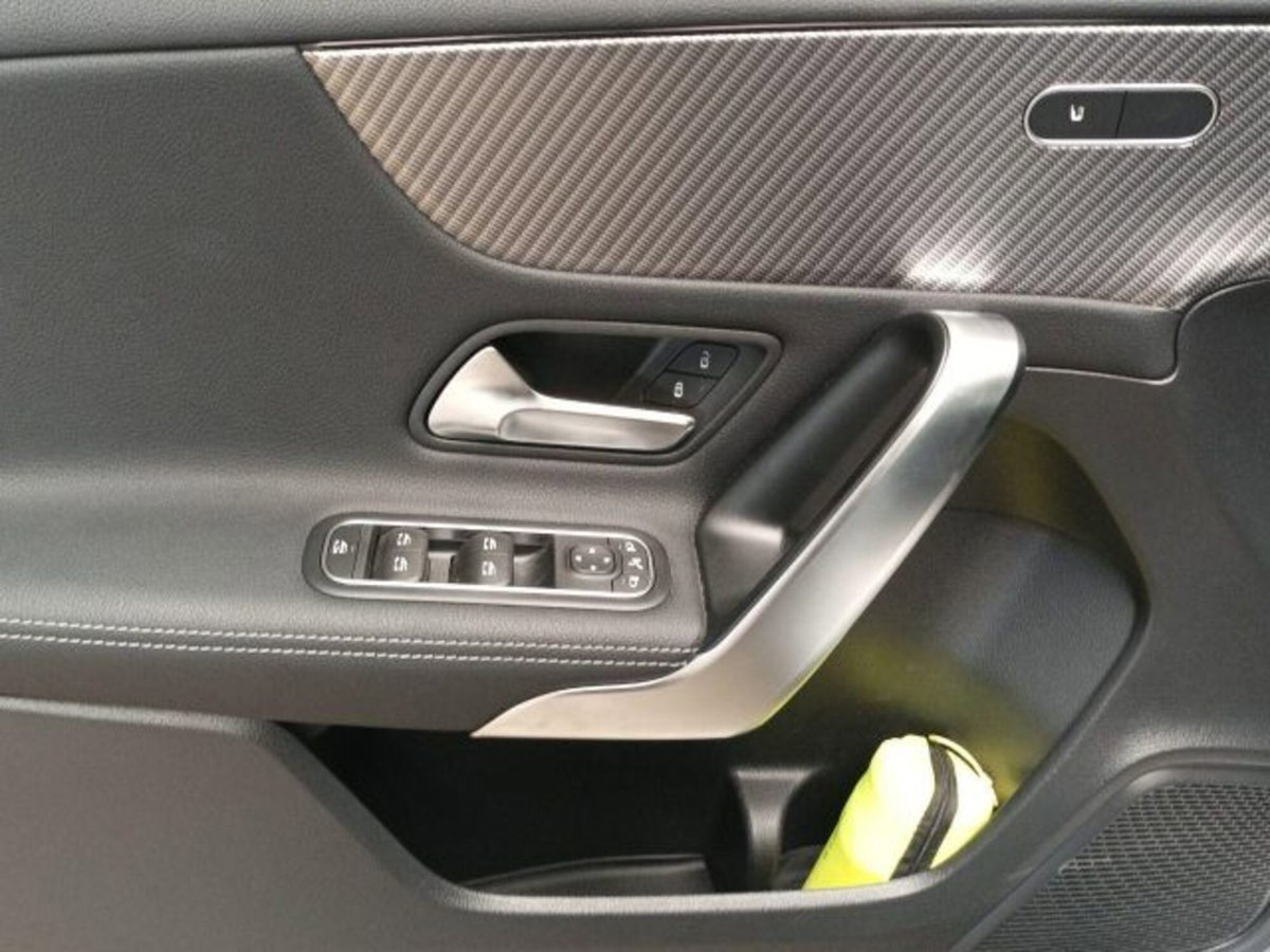 Mercedes-Benz Classe A Sedan 180 Progressive Advanced Plus auto (15)