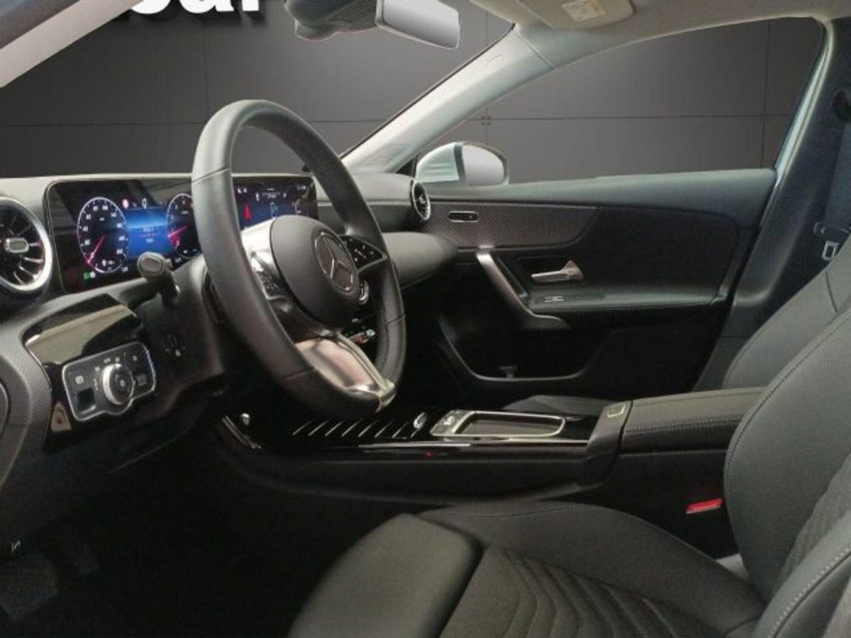 Mercedes-Benz Classe A Sedan 180 Progressive Advanced Plus auto (9)