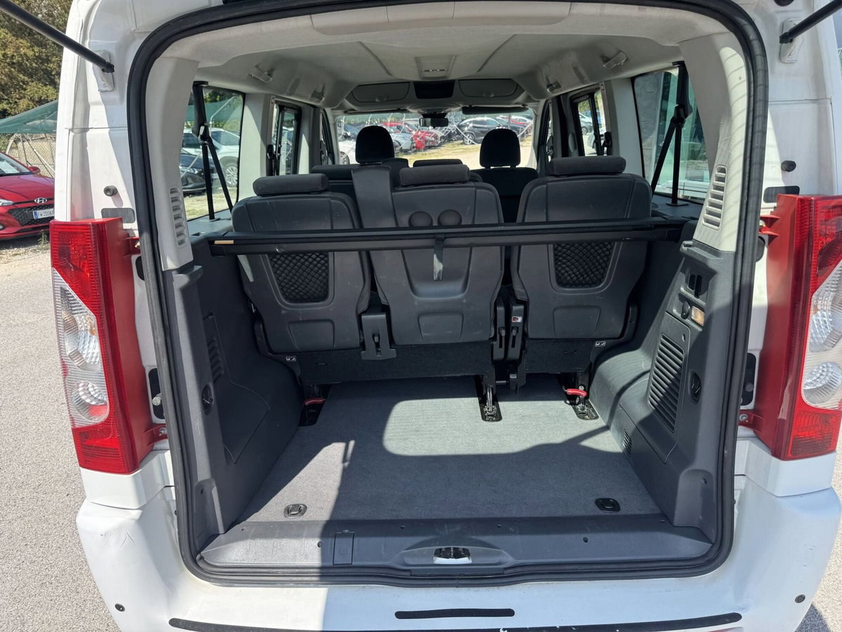 Fiat Scudo Furgone 2.0 MJT/130 PC Panorama Family 5 posti (M1) (12)