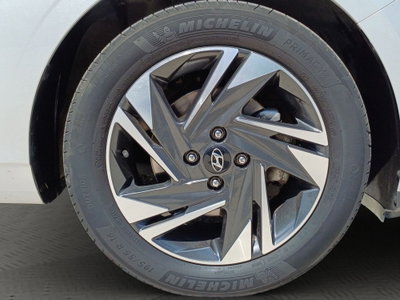Hyundai i20 1.0 T-GDI 48V iMT ConnectLine (16)