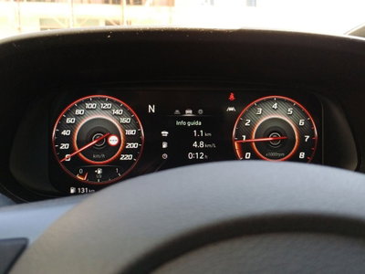 Hyundai i20 1.0 T-GDI 48V iMT ConnectLine (17)