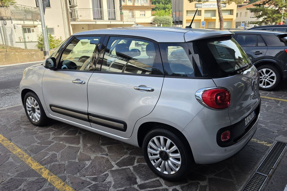 Fiat 500L 1.3 Multijet 95 CV Dualogic Lounge (7)